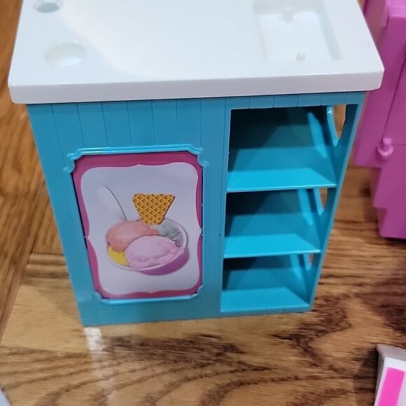 Barbie accessories and toys bundle - Picture 6 of 9